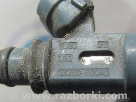 ФОТО Форсунка топливная для Toyota Sequoia (01-07) Киев