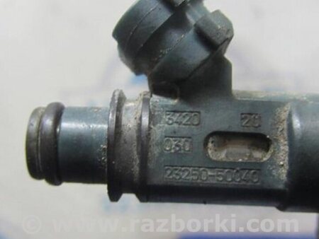 ФОТО Форсунка топливная для Toyota Sequoia (01-07) Киев
