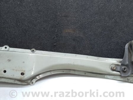 ФОТО Балка двигателя продольная для Toyota Matrix Киев