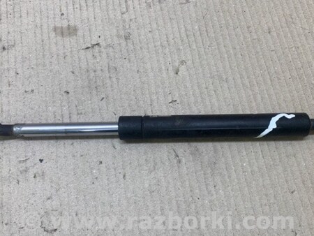 ФОТО Амортизатор крышки багажника для Lexus LS430 (00-06) Киев