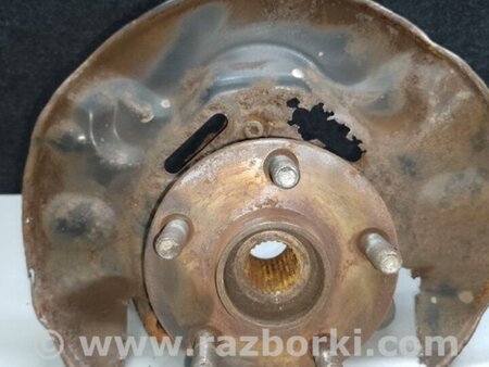 ФОТО Кулак поворотный для Toyota Matrix Киев