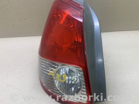 ФОТО Фонарь задний наружный для Toyota Matrix Киев