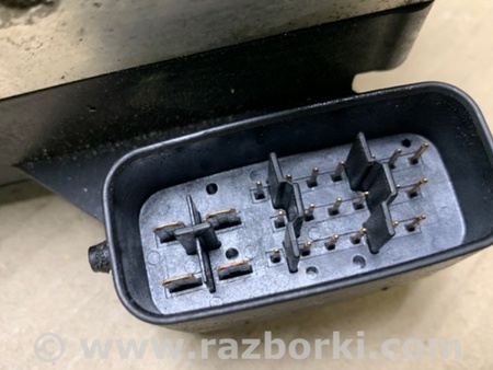 ФОТО Блок ABS для Toyota Highlander (01-07) Киев