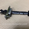 Ограничитель двери Toyota Highlander (01-07)