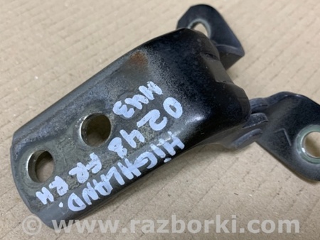 ФОТО Петля двери нижняя для Toyota Highlander (01-07) Киев