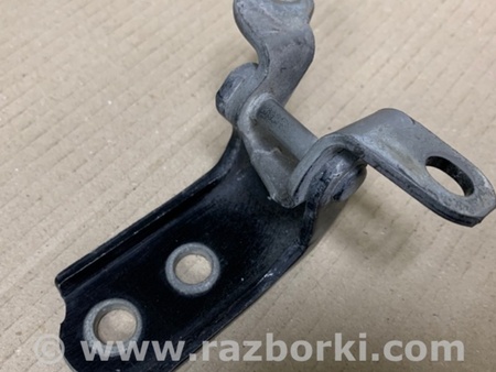 ФОТО Петля двери нижняя для Toyota Highlander (01-07) Киев