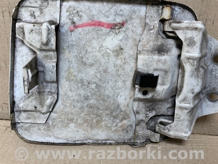 ФОТО Лючок топливного бака для Mitsubishi Outlander Киев