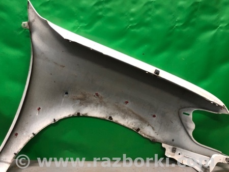 ФОТО Крыло переднее для Toyota Sequoia (01-07) Киев