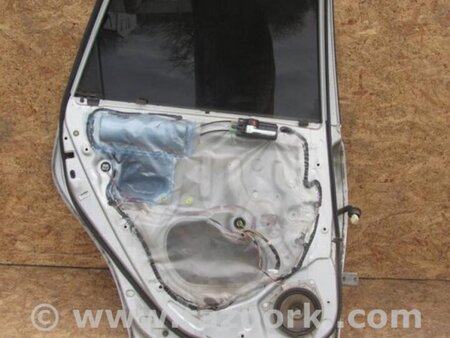 ФОТО Дверь для Toyota Matrix Киев