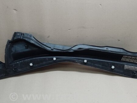 ФОТО Пластик под лобовое стекло (Жабо) для Honda Accord Coupe (03-07) Киев