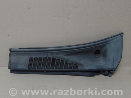 ФОТО Пластик под лобовое стекло (Жабо) для Nissan Xterra (99-04) Киев