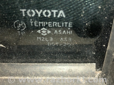 ФОТО Стекло двери глухое для Toyota Highlander (01-07) Киев