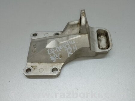 ФОТО Кронштейн крепления двигателя для Infiniti M35/M45 Киев