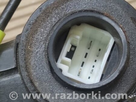 ФОТО Замок двери для Toyota Corolla E120 (08.2000-02.2007) Киев