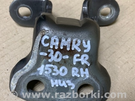 ФОТО Петля двери нижняя для Toyota Camry 30 XV30 (09.2001-03.2006) Киев