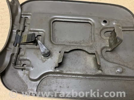 ФОТО Лючок топливного бака для Toyota Camry 30 XV30 (09.2001-03.2006) Киев