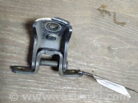 ФОТО Петля двери верхняя для Nissan Almera (03-09) Киев