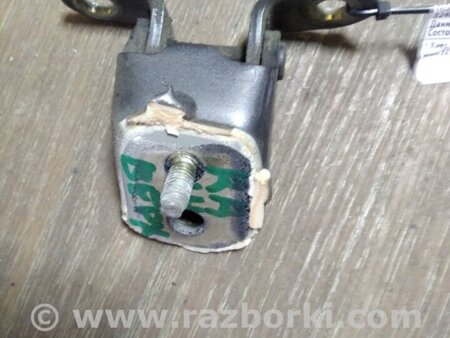 ФОТО Петля двери верхняя для Nissan Almera (03-09) Киев