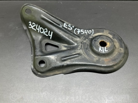 ФОТО Крепление балки подвески для Lexus ES300/ES330 (01-06) Киев