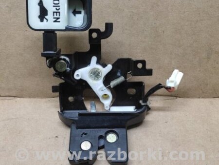 ФОТО Замок крышки багажника для Mazda 3 BK (2003-2009) (I) Киев