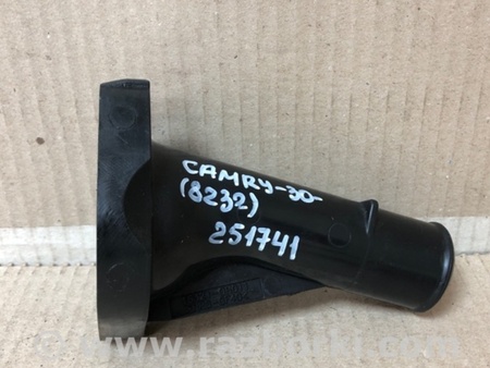 ФОТО Крышка термостата для Toyota Camry 30 XV30 (09.2001-03.2006) Киев