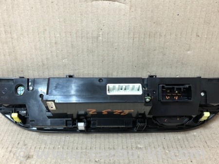 ФОТО Блок управления печкой для Toyota Camry 30 XV30 (09.2001-03.2006) Киев