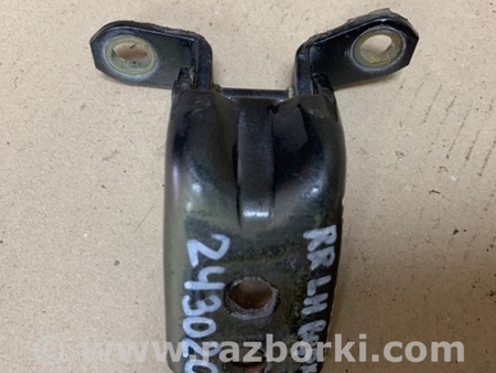 ФОТО Петля двери верхняя для Infiniti QX56 Киев
