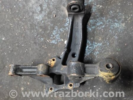 ФОТО Цапфа для Toyota Camry 30 XV30 (09.2001-03.2006) Киев