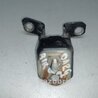 Петля двери верхняя Mazda 3 BK (2003-2009) (I)