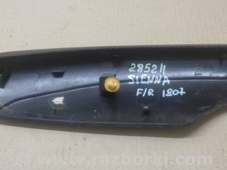ФОТО Заглушка рейлинга для Toyota Sienna (03-10) Киев