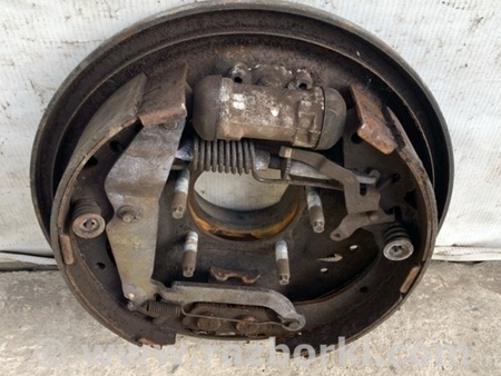 ФОТО Тормозной механизм для Toyota Sienna (03-10) Киев
