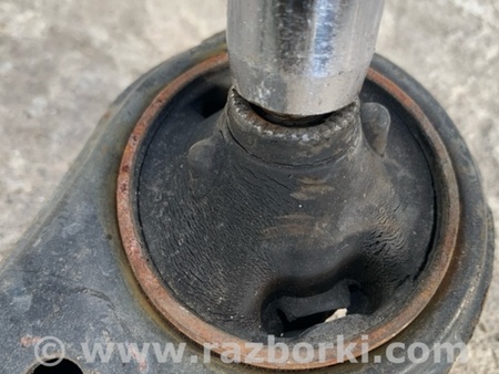 ФОТО Рычаг передний нижний для Toyota Sienna (03-10) Киев