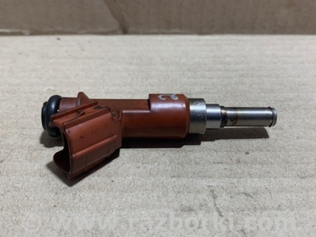 ФОТО Форсунка топливная для Toyota Sienna (03-10) Киев