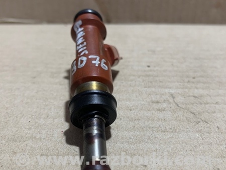 ФОТО Форсунка топливная для Toyota Sienna (03-10) Киев