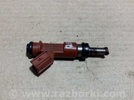 ФОТО Форсунка топливная для Toyota Sienna (03-10) Киев