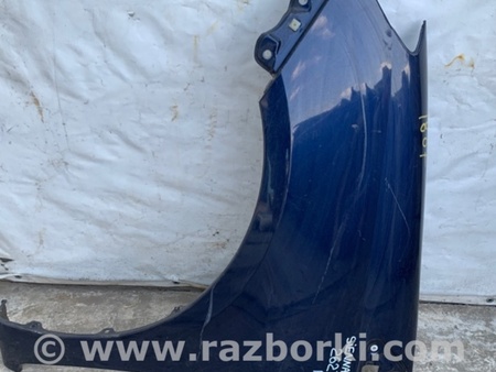 ФОТО Крыло переднее для Toyota Sienna (03-10) Киев