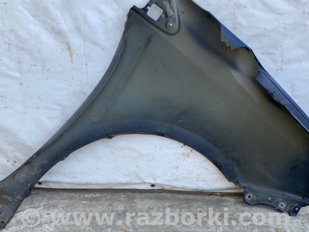 ФОТО Крыло переднее для Toyota Sienna (03-10) Киев