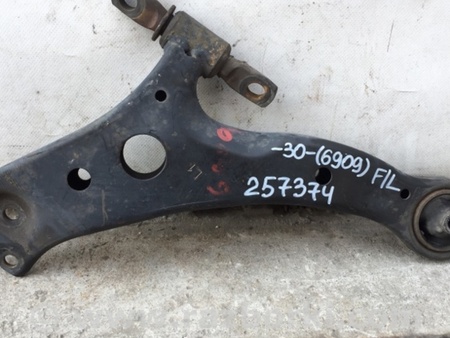 ФОТО Рычаг передний нижний для Toyota Camry 30 XV30 (09.2001-03.2006) Киев