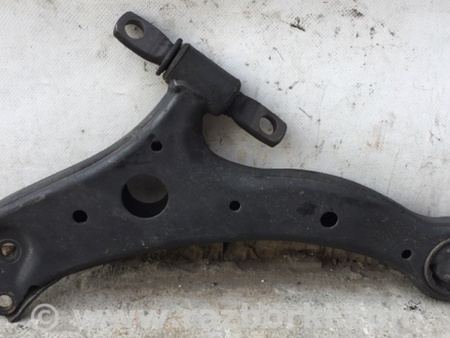 ФОТО Рычаг передний нижний для Toyota Camry 30 XV30 (09.2001-03.2006) Киев