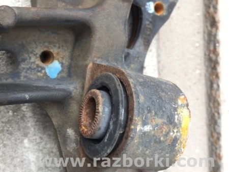 ФОТО Цапфа для Toyota Camry 30 XV30 (09.2001-03.2006) Киев