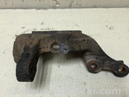 ФОТО Кулак поворотный для Mitsubishi Galant Киев