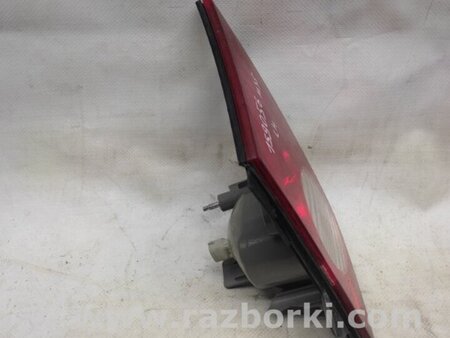 ФОТО Фонарь задний внутренний для Infiniti M35/M45 Киев
