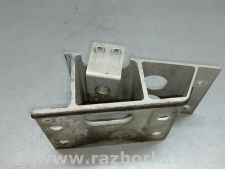ФОТО Кронштейн усилителя заднего бампера для Lexus LS460 (06-12) Киев