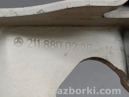 ФОТО Петля капота для Mercedes-Benz E-CLASS W211 (02-09) Киев