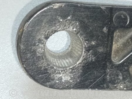 ФОТО Поводок дворника для Mercedes-Benz E-CLASS W211 (02-09) Киев