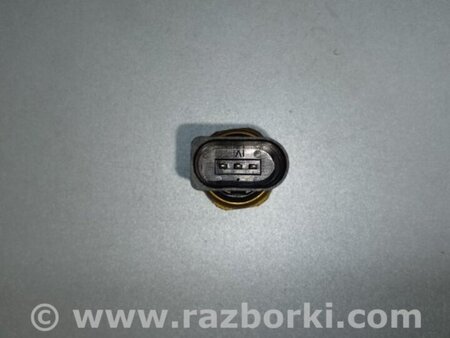 ФОТО Датчик давления топлива для Volkswagen Touareg (02-07) Киев