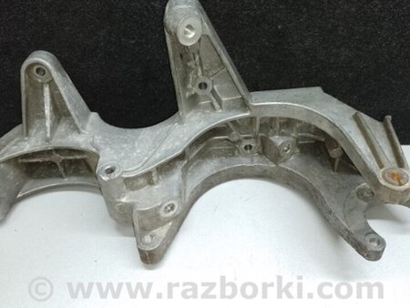 ФОТО Кронштейн генератора для Volkswagen Touareg (02-07) Киев