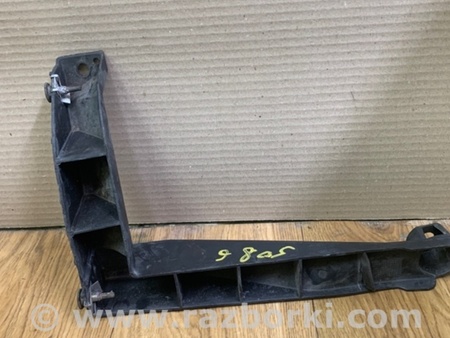 ФОТО Кронштейн бампера для Volkswagen Touareg (02-07) Киев