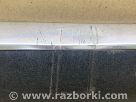 ФОТО Накладка двери для Volkswagen Touareg (02-07) Киев