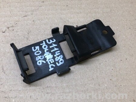 ФОТО Кронштейн для Volkswagen Touareg (02-07) Киев